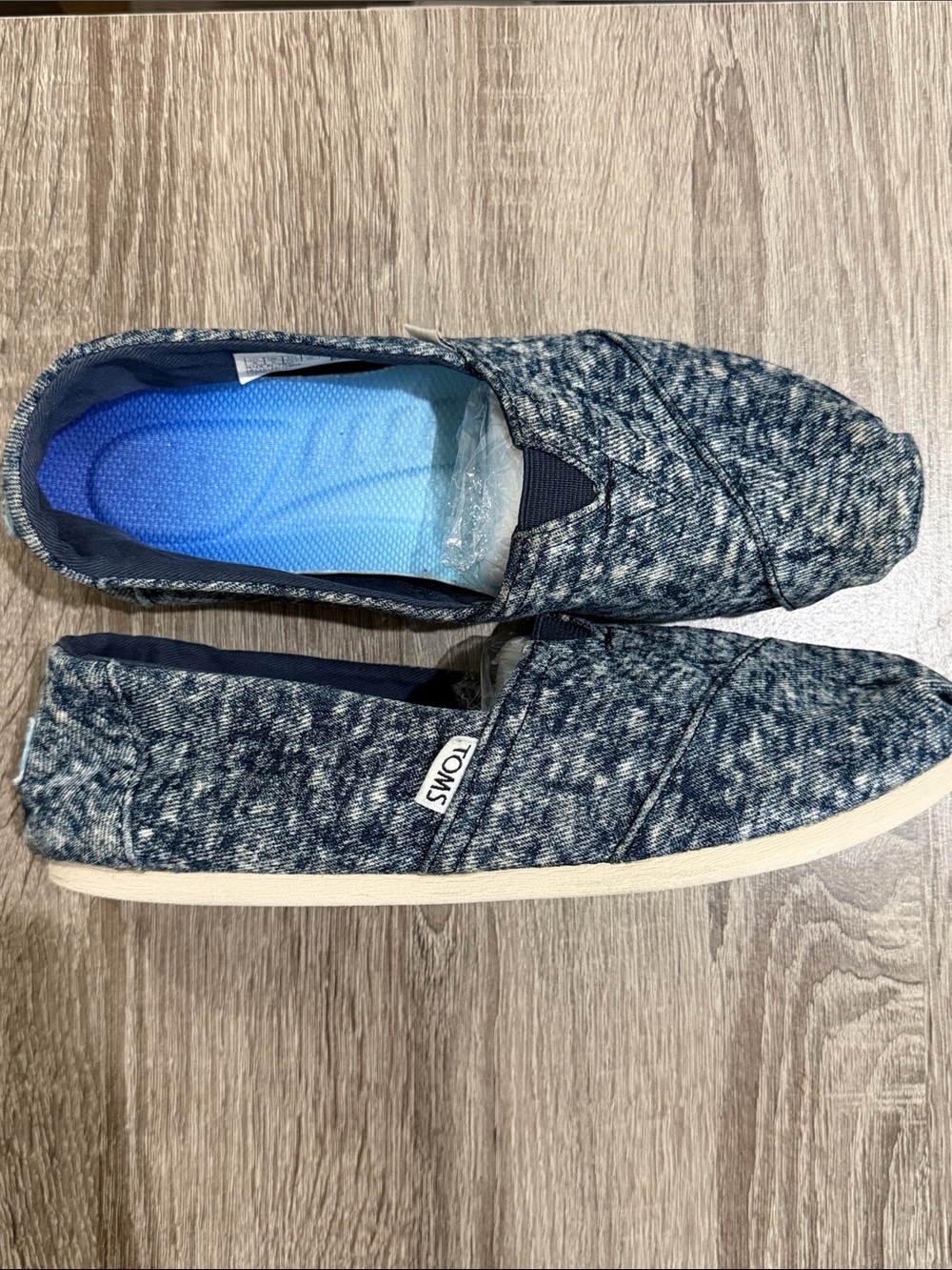 TOMS Women's Classic Slip-On Shoes Navy Washed Denim Size 8